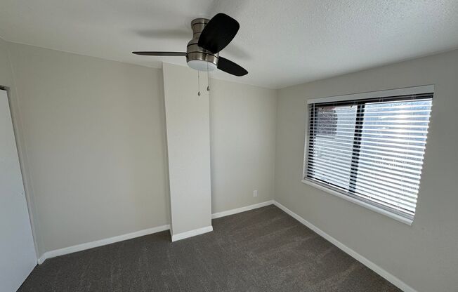 2 beds, 1 bath, 700 sqft, $1,750, Unit 3392 Lawrence