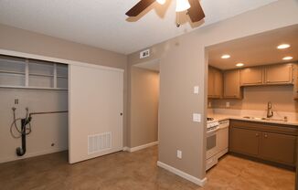 2 beds, 1.5 baths, $2,395, Unit 1