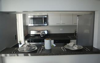 2 beds, 1 bath, 667 sqft, $5,152, Unit 19C