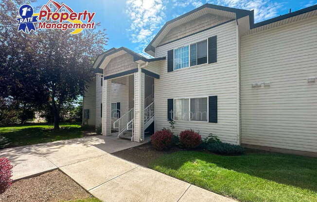 211 N SEAFURY LN
