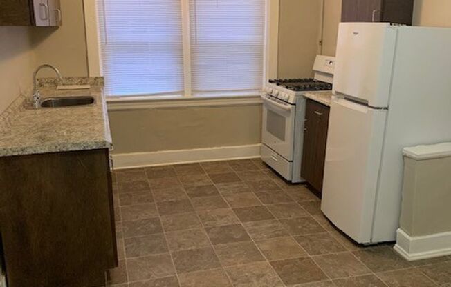 1 bed, 1 bath, 700 sqft, $650, Unit 3515-14