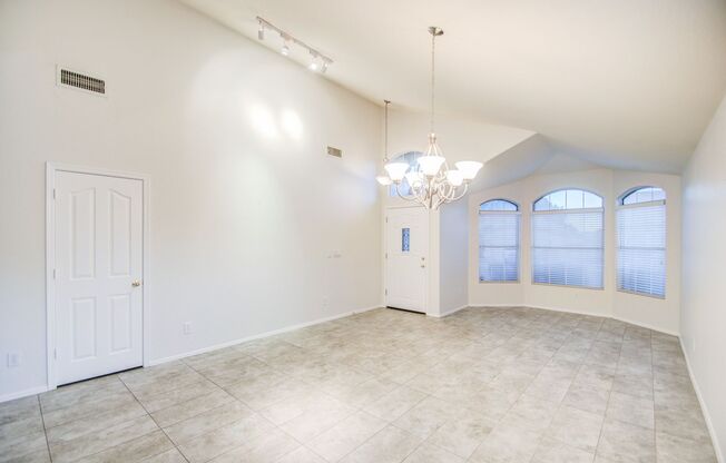 Lakewood 3 Bedroom for Rent!