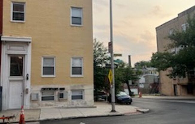 1328 McCulloh St