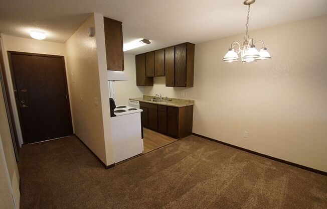 1 bed, 1 bath, 780 sqft, $1,267, Unit 216