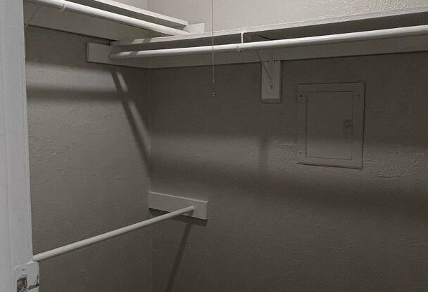1 bed, 1 bath, 500 sqft, $778, Unit 05E