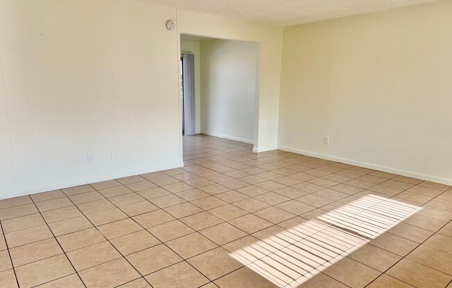 2 beds, 1 bath, 900 sqft, $2,375, Unit 56