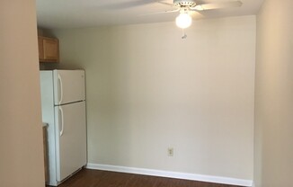1 bed, 1 bath, 650 sqft, $795, Unit 940-06