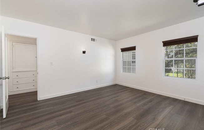 3 beds, 1.5 baths, 1,767 sqft, $6,000