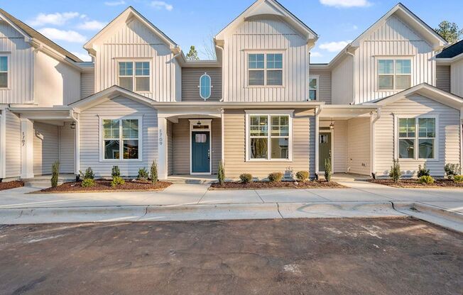 Brand New Townhome beside Centennial Campus & Close to NCSU