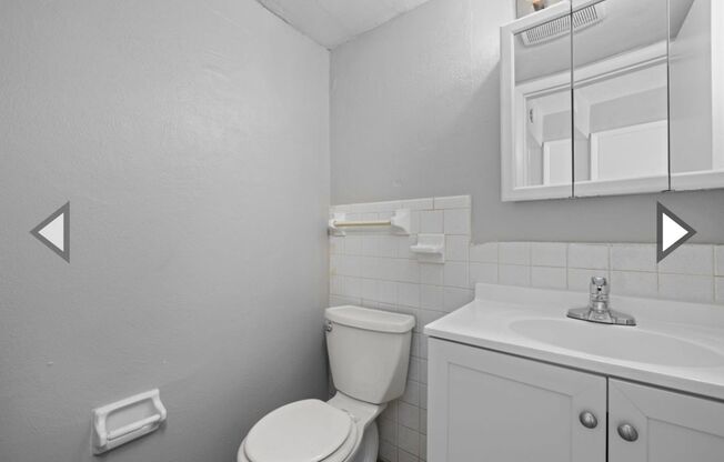 1 bed, 1.5 baths, 680 sqft, $975, Unit 9621 Lynntown Court