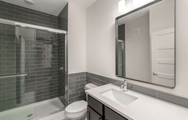 2 beds, 2 baths, 785 sqft, $1,950, Unit 1050 N 4th St. Apt. 206