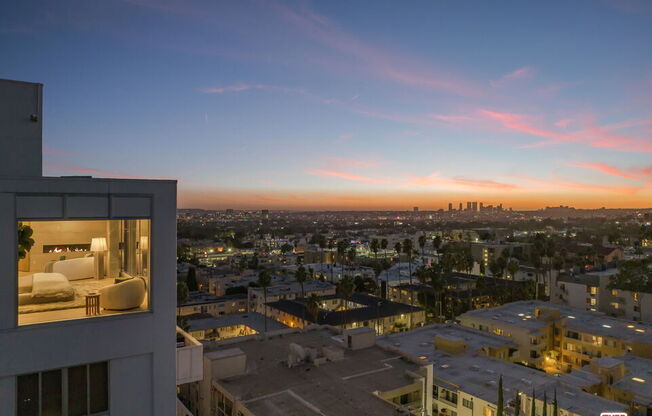 3 beds, 4 baths, 3,820 sqft, $24,900, Unit PHW