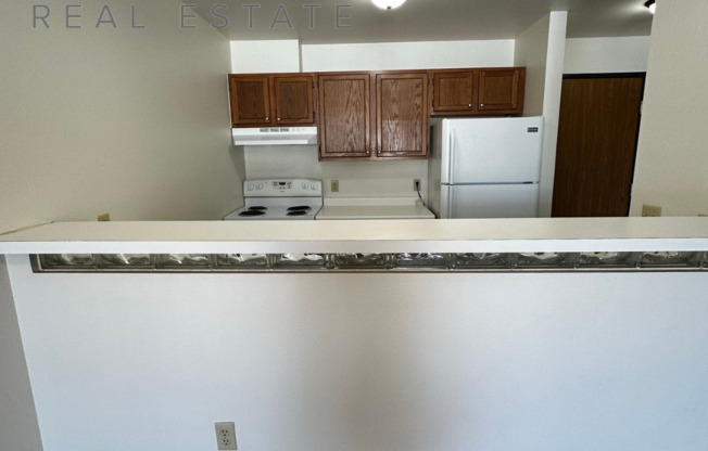 1 bed, 1 bath, 786 sqft, $850, Unit TE218X-219