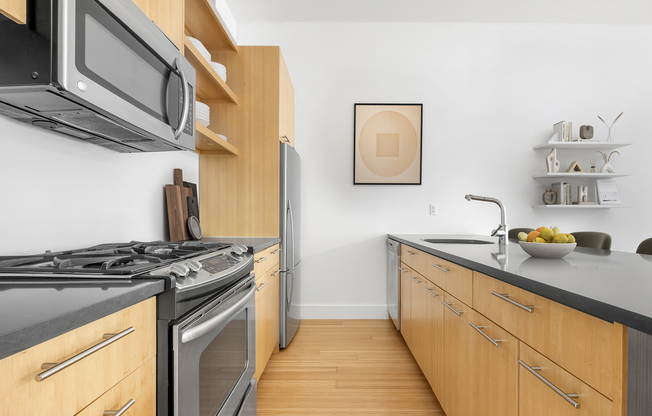1 bed, 1 bath, $4,395, Unit 2B