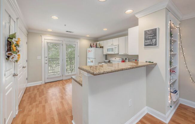 2 beds, 2 baths, $1,550, Unit # 1727