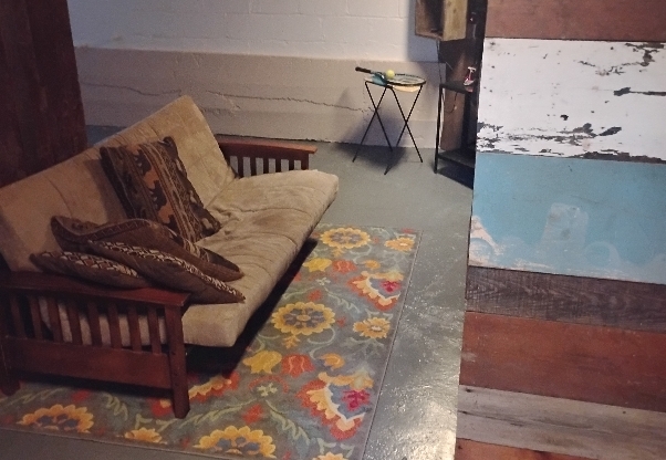 807 E FOURTEEN MILE RD