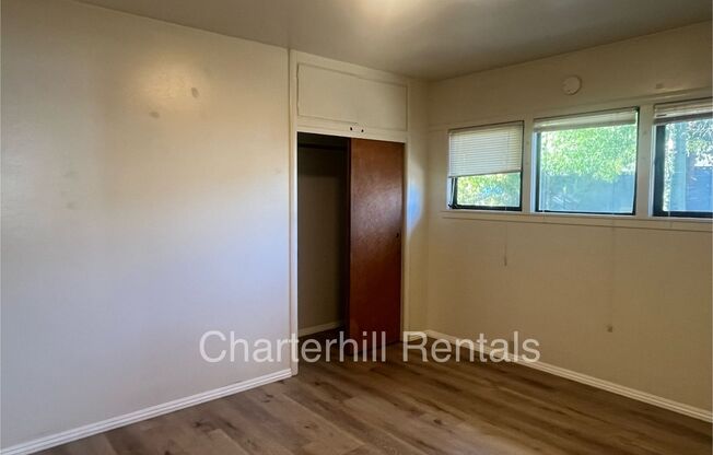 2 beds, 1 bath, 800 sqft, $2,200, Unit SouthEastStreet121