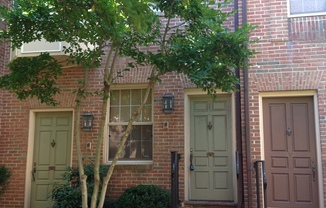 A charming one bedroom, one bath piggy-back townhouse apartment located in the heart of Dupont Circle in NW Washington DC while just a short walk to Foggy Bottom.