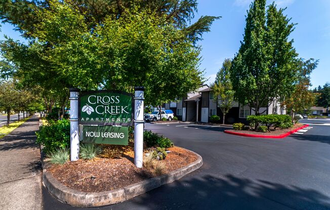 Cross Creek Apartments