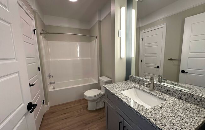 2 beds, 2 baths, 1,218 sqft, $2,725, Unit J35