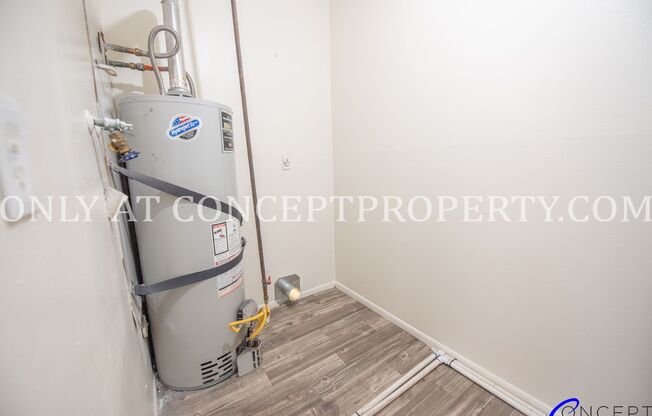 2 beds, 1 bath, 810 sqft, $1,199