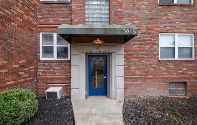 5816-28 Lindenwood Avenue