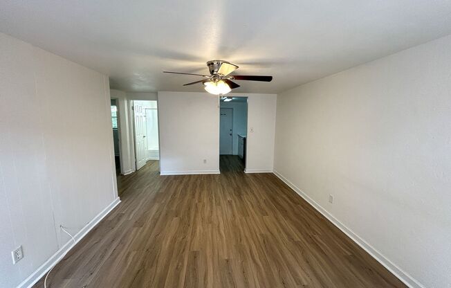 906 SW 6th Ave - Recently Renovated