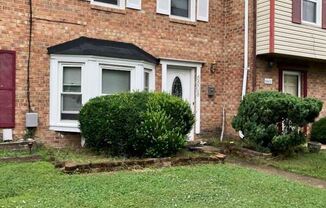 6608 Stoney Point North^^