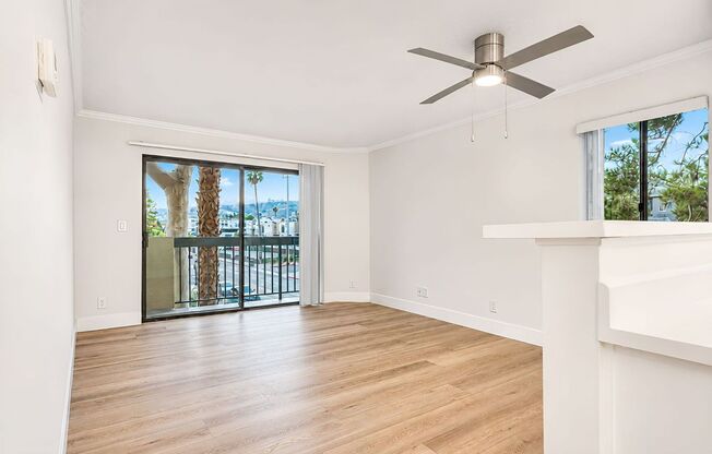 1 bed, 1 bath, 700 sqft, $2,150, Unit Unit 208
