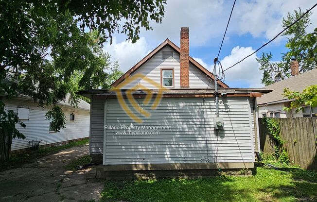$500 OFF MOVE-IN SPECIAL!!! Eastside Newly Renovated 3 Bedroom / 2 Bath!