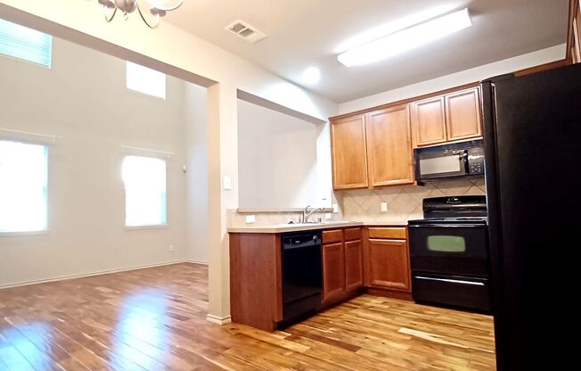 (Richardson) 2 Story Townhouse with 2 Bedrooms 1.5 Baths and 2 Car Garage