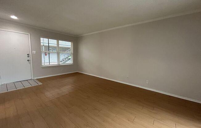 Studio, 1 bath, 400 sqft, $899, Unit ABB-2-114