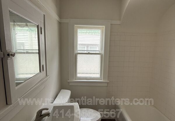 3031 N 60 ST