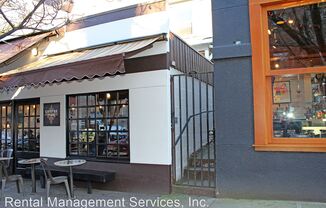 710 NW 21st Ave