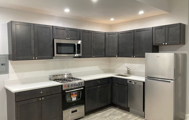 Studio, 1 bath, $1,095, Unit 109