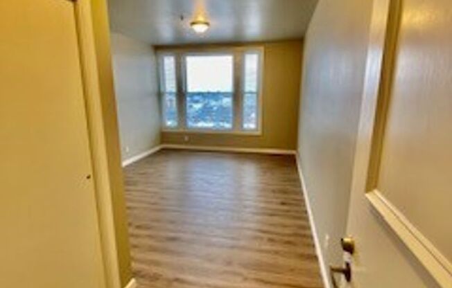 1 bed, 1 bath, 457 sqft, $1,395, Unit 606