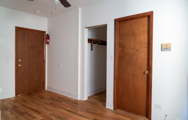 Studio, 1 bath, 225 sqft, $1,050, Unit 4615-2C