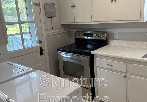 1209 FOXCROFT RD