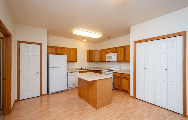 1 bed, 1 bath, 737 sqft, $1,420, Unit 3108
