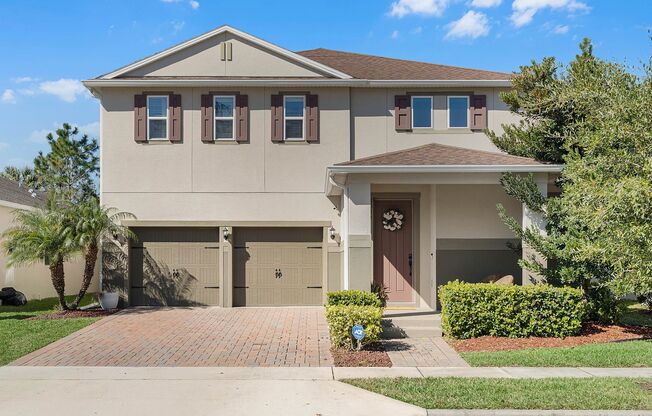 Stylish 4-Bedroom Home in Horizon West, Minutes from Disney!