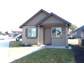 1 bed, 1 bath, 400 sqft, $1,195, Unit chin283-1