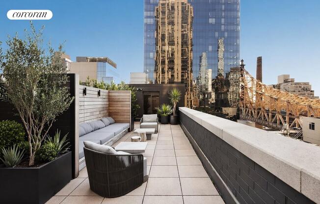 Studio, 1 bath, 575 sqft, $3,895, Unit 6N