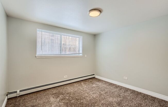 3 beds, 2 baths, 1,300 sqft, $1,900, Unit 1