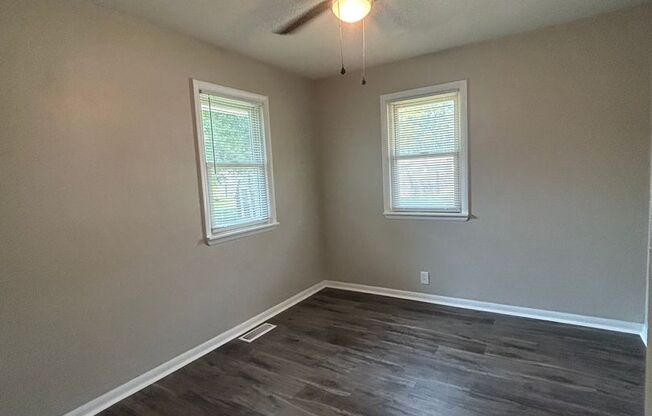 2 beds, 1 bath, $850