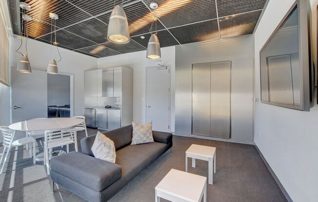 1 bed, 1 bath, $2,650