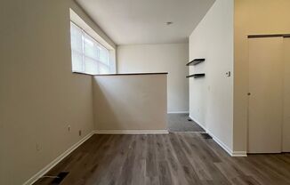 1 bed, 1 bath, $1,095, Unit 2