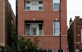 1432 N WESTERN