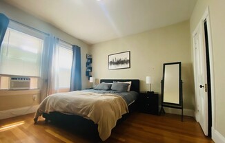 3 beds, 1 bath, $3,300, Unit 1