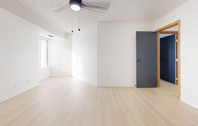 3 beds, 2 baths, 1,302 sqft, $1,250, Unit 205-201G