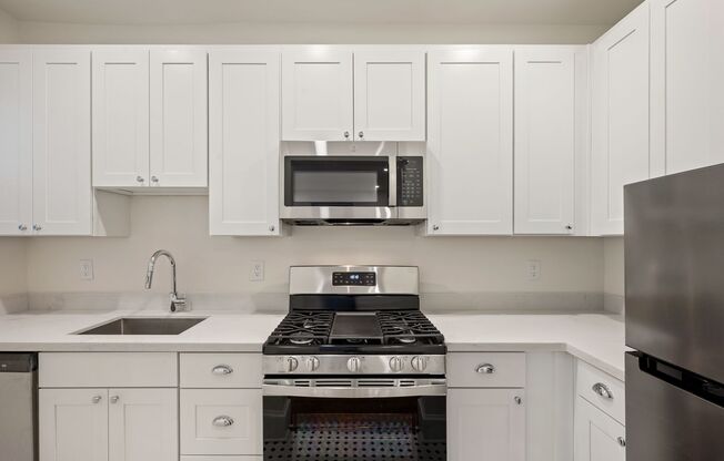 1 bed, 1 bath, 796 sqft, $1,795, Unit 101